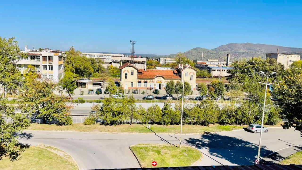 Appartamento Panorama-М Vratsa Esterno foto